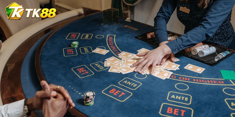 Baccarat Royal Nine mở nhiều tầng jackpot theo bộ bài